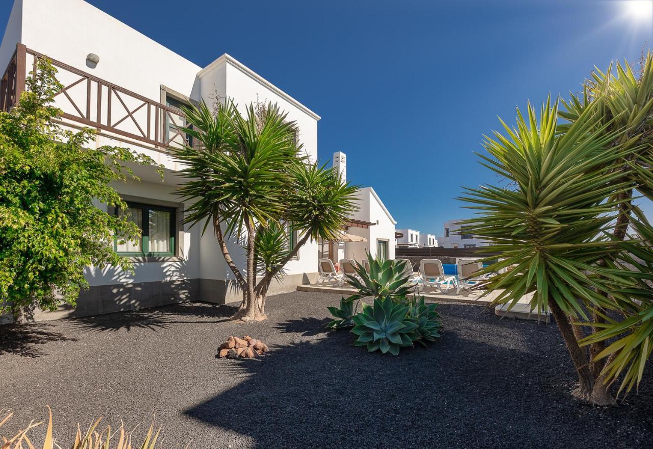 Villas Camelot By Escape Home Playa Blanca  Exterior photo