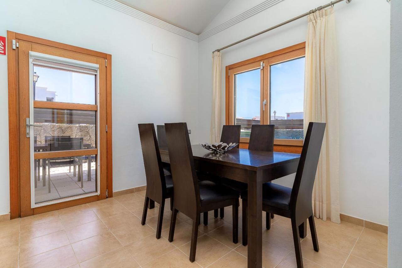Villas Camelot By Escape Home Playa Blanca  Exterior photo